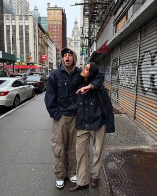 Đồ đôi người yêu trở thành xu hướng